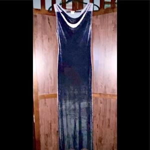 DE COLORES -Simply Elegant Night Out Maxi Dress